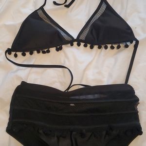 Pom pom bikini